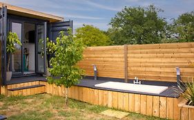 Le Cabin Charbonnaud